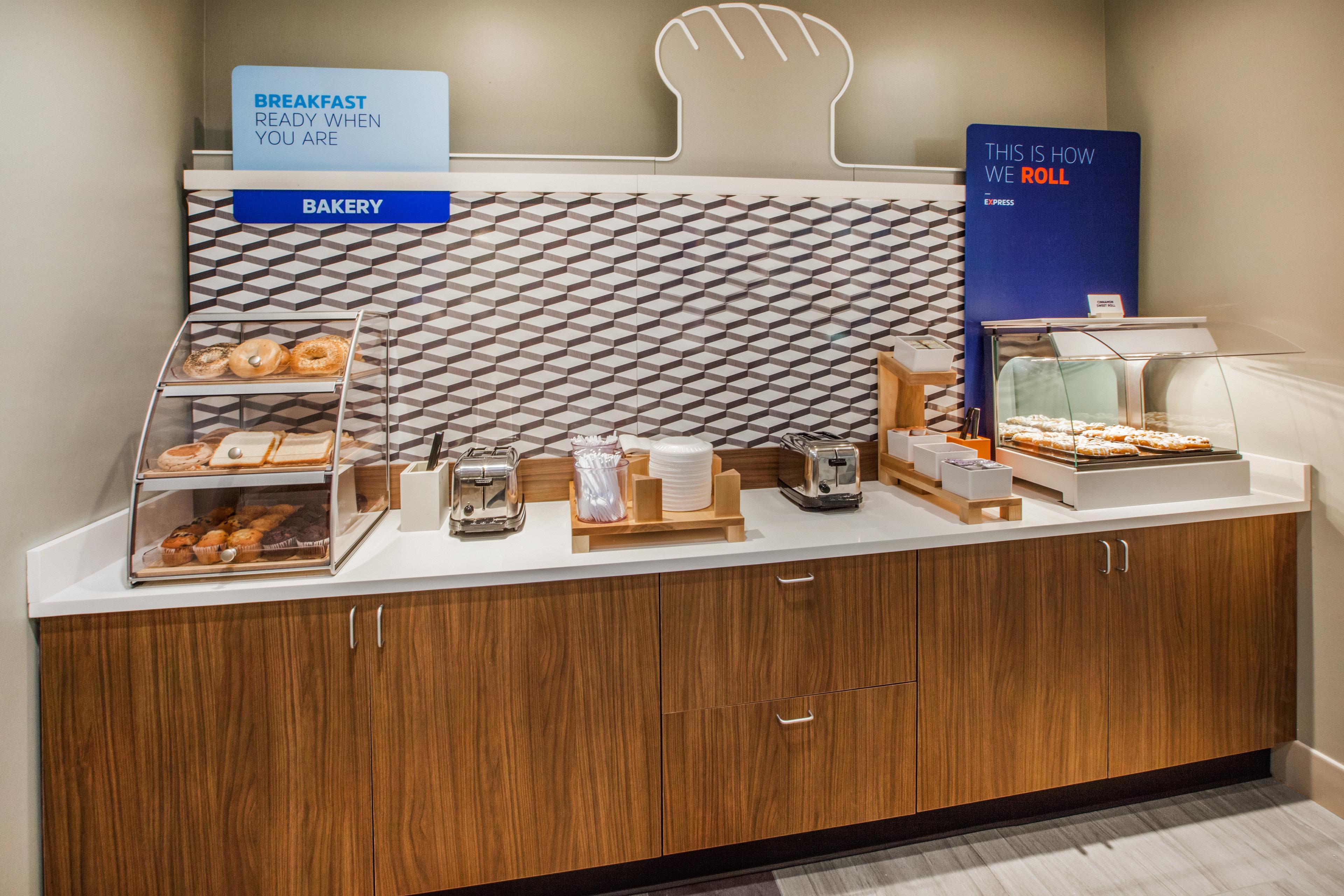 Holiday Inn Express & Suites - San Jose Airport By Ihg Εξωτερικό φωτογραφία